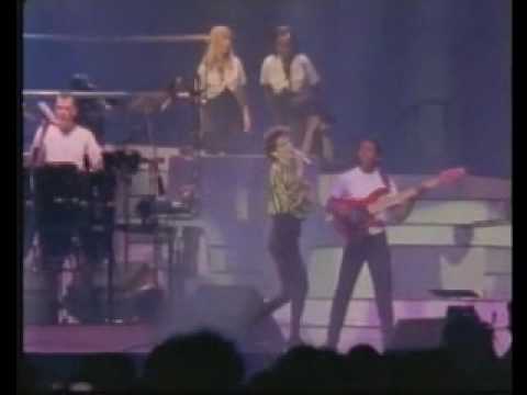 Lisa Stansfield Live at Wembley - 13/17 Change.wmv
