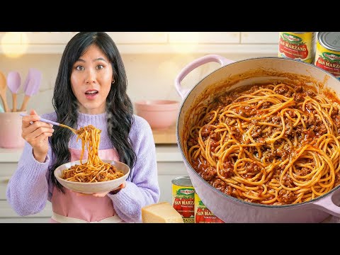 World's Best SPAGHETTI & MEAT SAUCE Recipe to Make at Home!