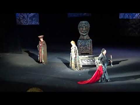 Una macchia è qui tuttora Liudmyla Monastyrska, Людмила Монастырская