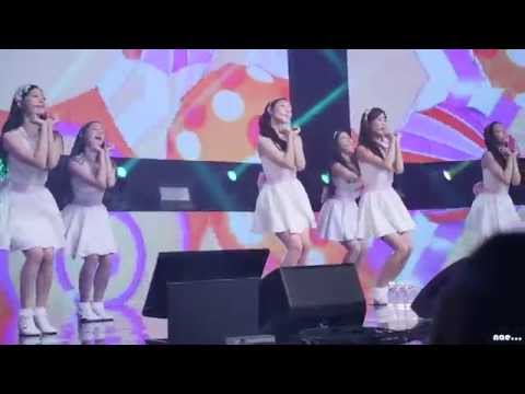 150824 에이프릴 (April) 데뷔 쇼케이스 - Knock Knock