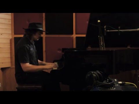 Chooka Parker makes it up on the spot again! Bangkok - Thailand