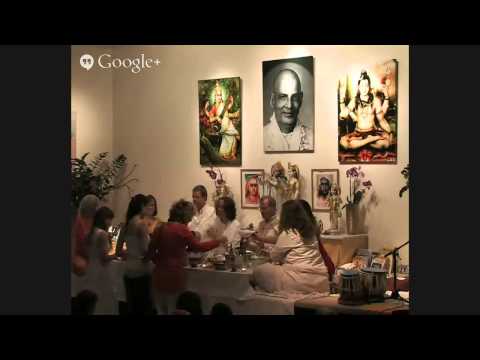 Yoga Vidya Satsang am Silvesterabend mit Puja, Homa und Mitternachtsmeditation