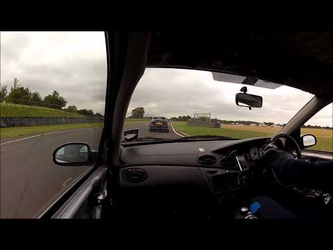 Focus st170 vs EP3 @castle combe 30/8/13 great battle