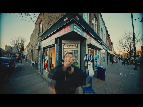 Tade Dust - Daydreaming (Official Video)