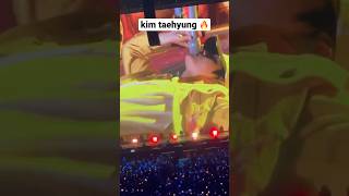 Download lagu taehyung from bts iconic airplane pt 2 moment at ptd las vegas day 3 mp3