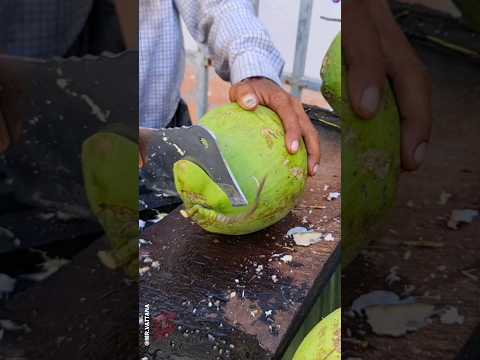 Natural Tiny Fresh Coconut Water.Amazing Coconut Cutting Skills.#shorts #coconut #cuttingskills #fyp