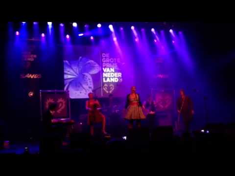 Einsteinbarbie live - Naked