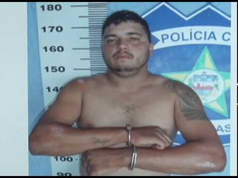 Delegado pede ajuda para localizar acusados de homicídios.