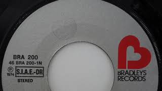 Mona - Winston (written by Lynsey de Paul &amp; Barry Blue)