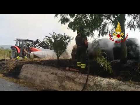 Incendio di rotoballe a Limosano