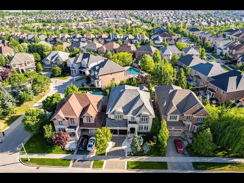 2312 Lyndhurst Drive, Oakville Home for Sale - Real Estate Properties for Sale