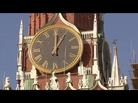 "Навсегда": Россия погружается в зимнее время