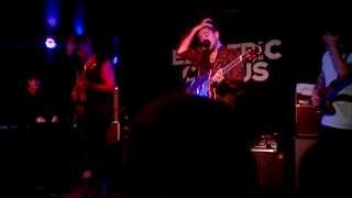 Eliza and the Bear - Brother's Boat (Live)