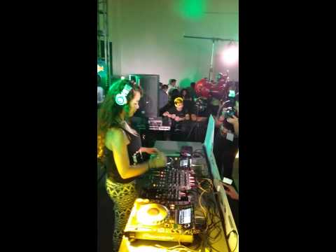 Liiz Rodríguez en Dj World Music Conference 2015
