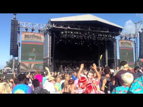House of Pain - Jump Around Live Bestival 2015