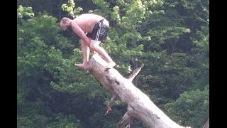 preview picture of video 'Crazy Funny Diving at Desoto Falls Mentone Alabama'