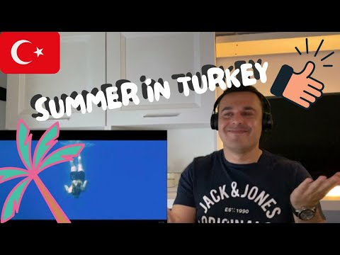 Italian Reaction to Turkish Summer song ft. Ece Mumay - Galaksi / Summertime 🍹