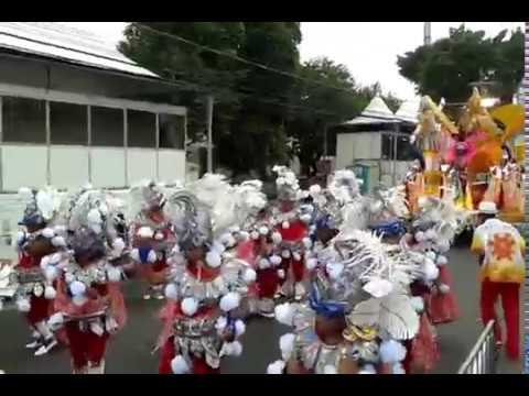 Unidos de Lucas 2017 " Uma Viagem ao Coração do Rio " - Ala do Pierrô