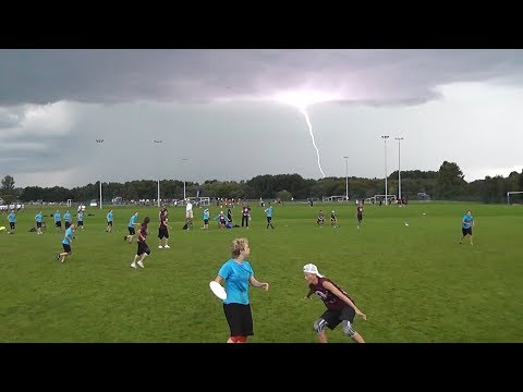 XEUCF 2013: Amazing footage as lightning strikes during huck