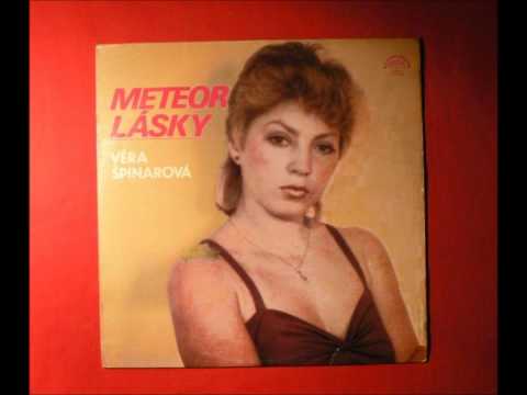 Věra Špinarová - Docela obyčejně (1981)
