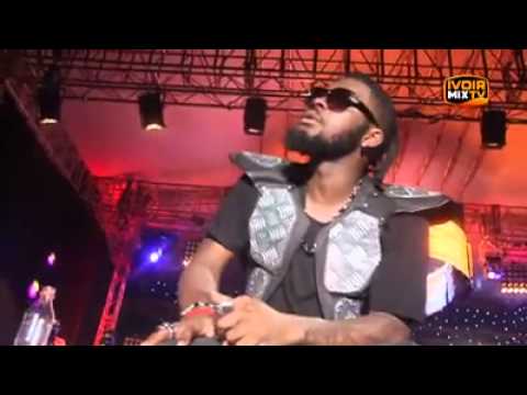 DJ Arafat nous parle de sa vie en chanson - Moment très émotionnel