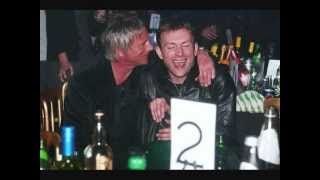 Enchanting photos of Paul Weller.