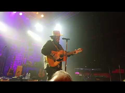 The Mavericks The Times They Are A-Changin'