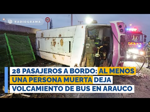 28 pasajeros a bordo: al menos una persona muerta deja volcamiento de bus en Arauco
