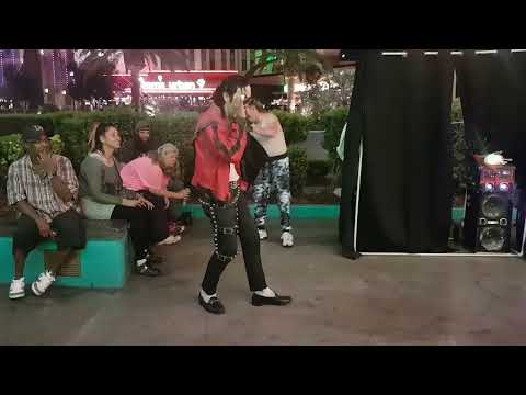 Amazing Michael Jackson street performance. Thriller