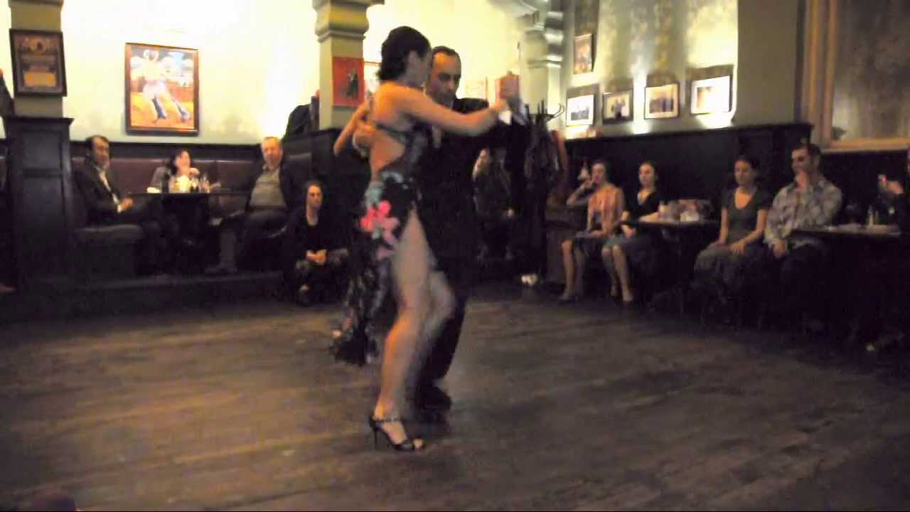 Maximiliano Cristiani, Jesica Arfenoni - Sofia 2013 - 1 of 5