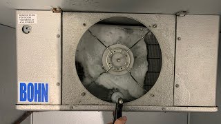 Walk-in cooler - frozen coils