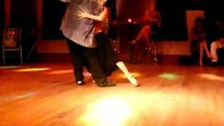 Tango by Daniela Pucci & Luis Bianchi: "Cachirulo" by Troilo