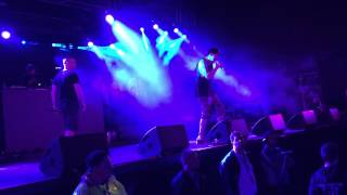 Hilltop Hoods Speaking in Tongues Suffa does 20 pushups acapella Live - 5/12/14 Busselton