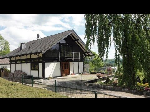 Luxuriöses Einfamilienhaus mit Einliegerwohnung in begehrter Lage in Remscheid!