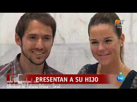 Manuel Martos y Amelia Bono presentan a su hijo (Corazon) 31/10/2016 (Рафаэль) viva-raphael.com