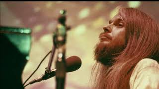 Heartbreak Hotel by Willie Nelson &amp; Leon Russell from Willie&#39;s album On The Road