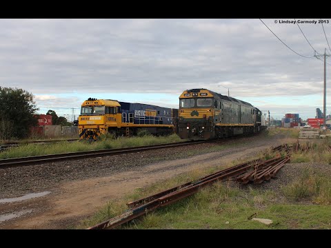 Pacific National 9101 Broad Gauge Fruit Train in Melbourne - Australian Trains