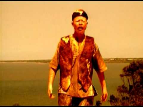 Aly Faque - Akhilizakhili (Video Oficial)