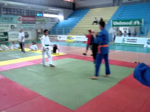 Betinho lutando Judô