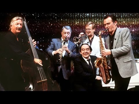 Helmut Zacharias, James Last, Max Greger y Johnny Teupen: "This Guy Is In Love With You", año 1971.