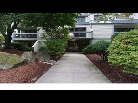 1100 Salem St, Lynnfield, MA Presented by Ronald Dobrosielski.