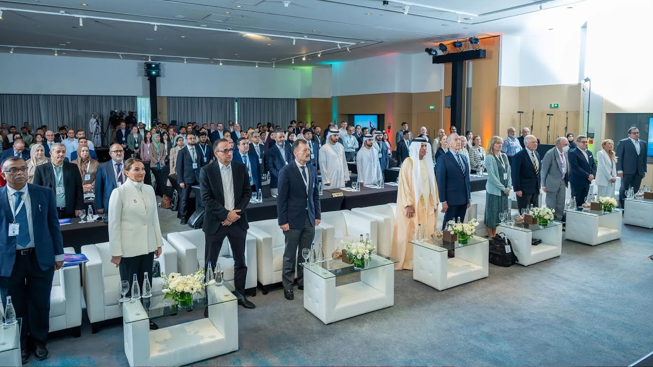 صورة بعنوان: Youtube Image