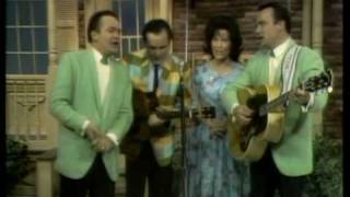 Loretta Lynn &amp; friends - I&#39;ll Fly Away