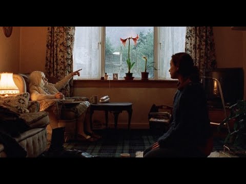 Morvern Callar (2002) - Snow