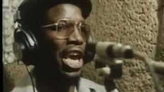 Download lagu Delroy Wilson - Dancing Mood mp3