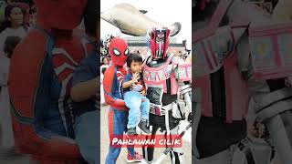Download lagu bermain dengan Spiderman dan robot mp3