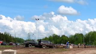 preview picture of video 'Cheboygan Mud runs'