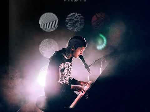 Tyler Joseph speaks about his piano +Lane Boy Live Piano Performance (Sirius XM)