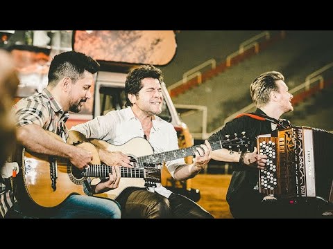 Michel Teló part. Daniel e Rionegro & Solimões - Peão [Bem Sertanejo]