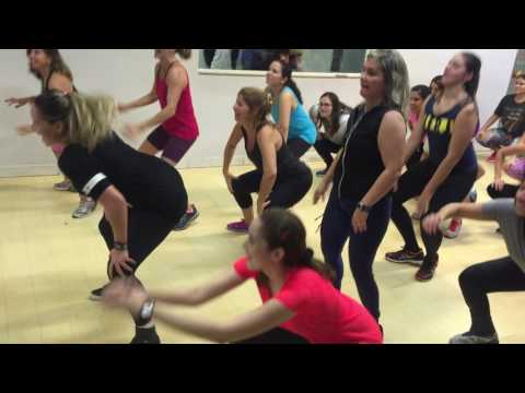 AULA DE RITMOS COM IZABELA LEITE